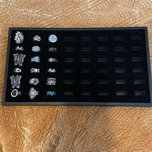 Ring tray with 18 Paparazzi rings